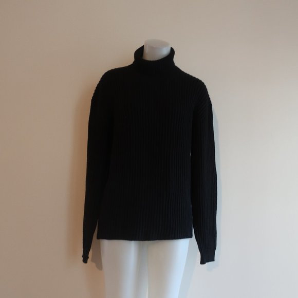 HUGO BOSS BLACK RIBBED TURTLENECK SWEATER SZ M* - Picture 2 of 7
